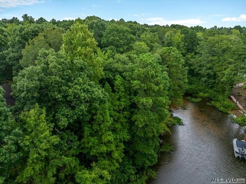 139R Mary Ct, Bracey, VA, 23919 | Card Image