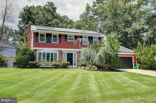8610 Briarcroft Ln, LAUREL, MD, 20708-1318 | Card Image
