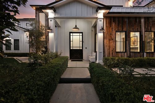 17201 Mccormick St, Encino, CA, 91316 | Card Image