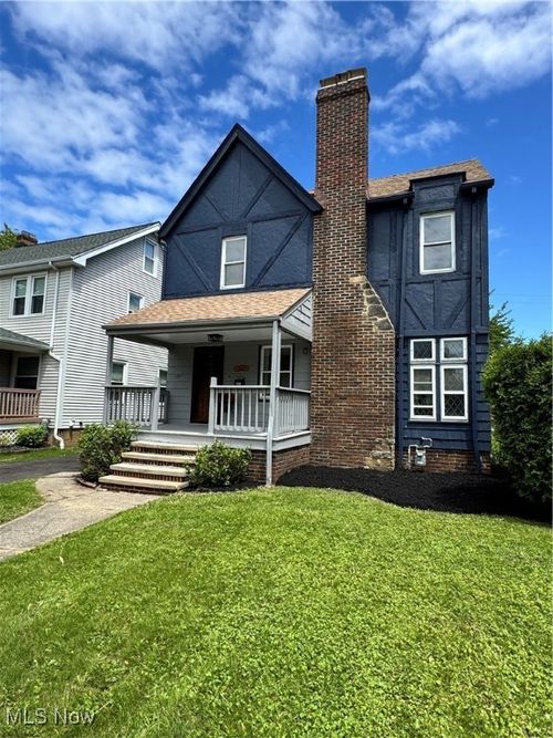 351 E 197th St, Euclid, OH, 44119-1121 | Card Image