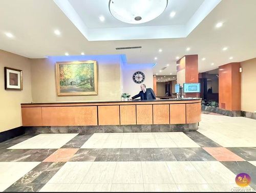 apt-14j-11817 Union Tpke, Forest Hills, NY, 11375-6105 | Card Image