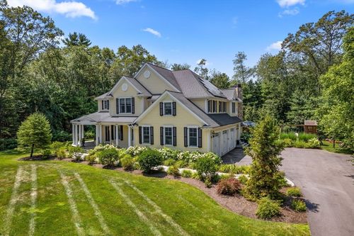 161 Farm St, Dover, MA, 02030-1736 | Card Image