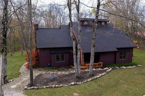 11200 Aquilla Rd, Chardon, OH, 44024-7923 | Card Image