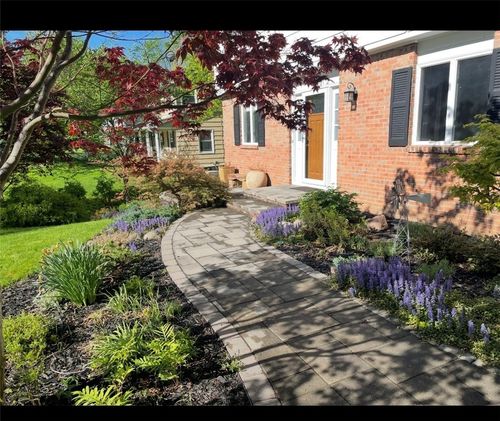 49 Wincanton Dr, Fairport, NY, 14450-3859 | Card Image