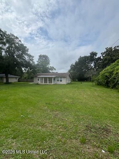 16171 Robinson Rd, Gulfport, MS, 39503-4811 | Card Image
