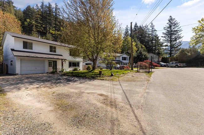 21322 Mallard Dr, House other with 4 bedrooms, 2 bathrooms and 4 parking in Hope BC | Image 37