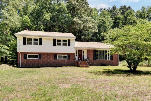 9220 Minnetree Hill Rd, Providence Forge, VA, 23140-3439 | Card Image