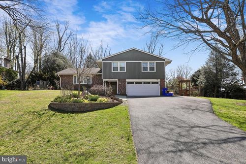 16617 Killdeer Dr, ROCKVILLE, MD, 20855-1955 | Card Image