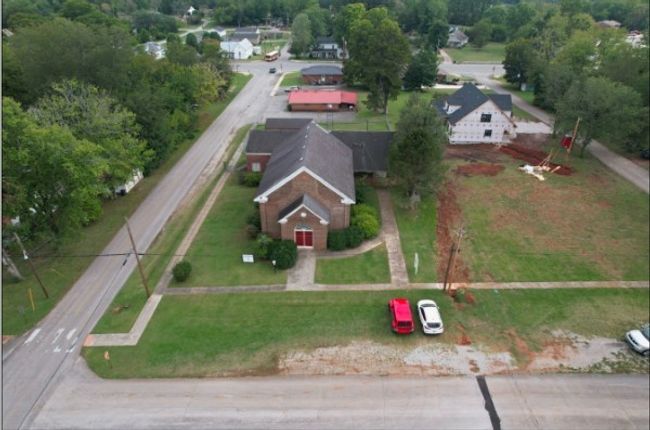 501 W Broad St, House other with 0 bedrooms, 2 bathrooms and null parking in Decherd TN | Image 14