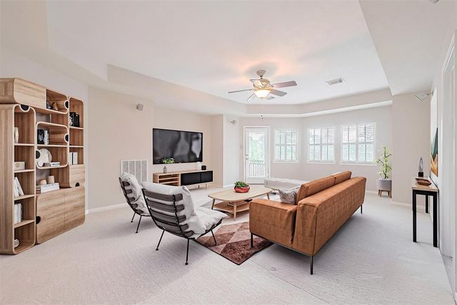 This Family area located on the second floor, can offers plenty of enjoyable moments like family gatherings, movie nights, game days and more.Virtual staging | Image 18