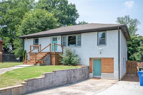 177 Silver Springs Cir Sw, Atlanta, GA, 30310-1038 | Card Image