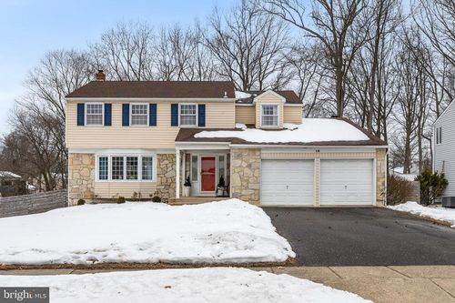 18 Karen Dr, CHERRY HILL, NJ, 08003-1724 | Card Image