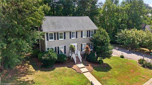4700 Pine Hollow Ln, Greensboro, NC, 27410-8443 | Card Image