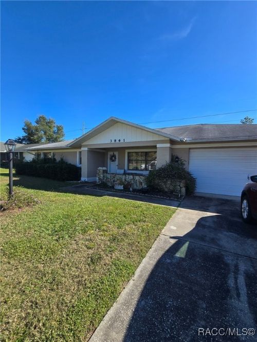 3861 N Tamarisk Ave, Beverly Hills, FL, 34465-8804 | Card Image