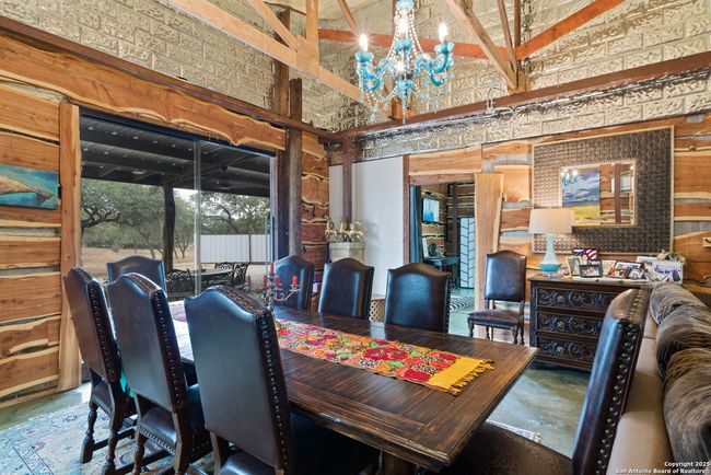 6005 W Ammann Rd, Home with 5 bedrooms, 5 bathrooms and null parking in Bulverde TX | Image 11
