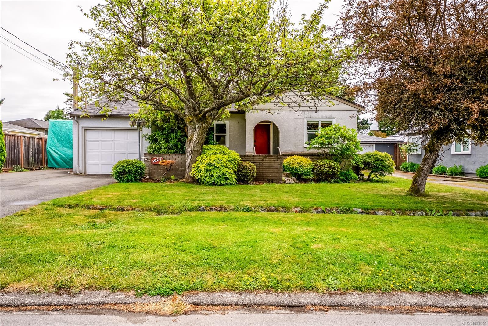 Residential in Saanich