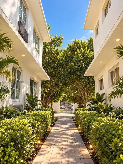 15-8415 Harding Ave, Miami Beach, FL, 33141-1273 | Card Image
