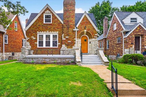 5410 Tholozan Ave, Saint Louis, MO, 63109-1613 | Card Image