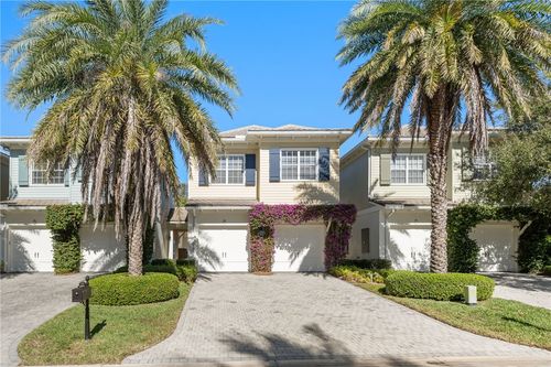 100 Palm Island Ln, Vero Beach, FL, 32963-3954 | Card Image