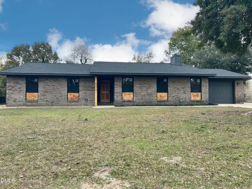 6859 Beaverstone Dr, Fayetteville, NC, 28314-5106 | Card Image