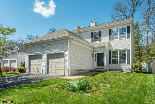 16 Indian Spring Dr, Oak Ridge, NJ, 07438-9590 | Card Image