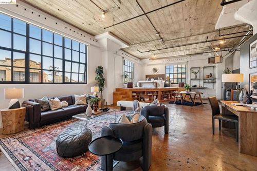 301-247 4th St, Oakland, CA, 94607 | Card Image