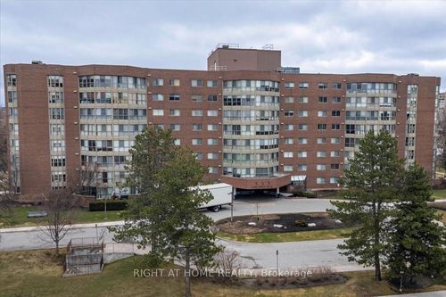 703-5 Weldrick Rd W, Richmond Hill, ON, L4C8S9 | Card Image