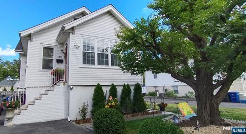 40 Eckel Rd, Little Ferry, NJ, 07643-2036 | Card Image