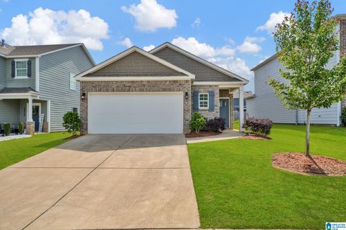 5872 Mountain View Trl, BESSEMER, AL, 35022-8615 | Card Image