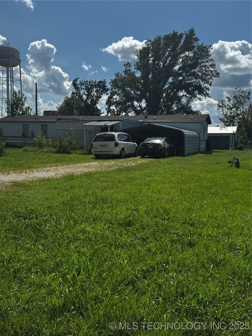 306 Cherokee St, S Coffeyville, OK, 74072-7211 | Card Image