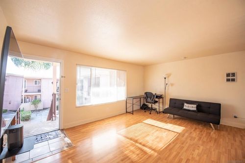 512-695 Sea Vale St, Chula Vista, CA, 91910 | Card Image