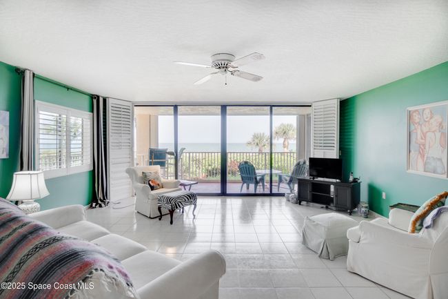201 - 1527 S Atlantic Ave, Condo with 3 bedrooms, 2 bathrooms and null parking in COCOA BEACH FL | Image 7