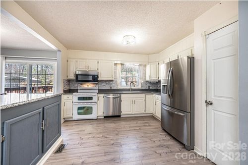 2681 Tumbleweed Dr, Lenoir, NC, 28645-9310 | Card Image