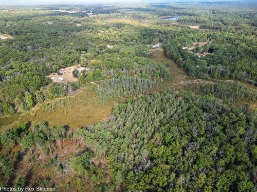 0 N Centerline Rd, White Cloud, MI, 49349 | Card Image