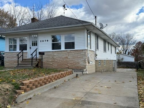 2679 Edwin Ave, Akron, OH, 44314-3417 | Card Image