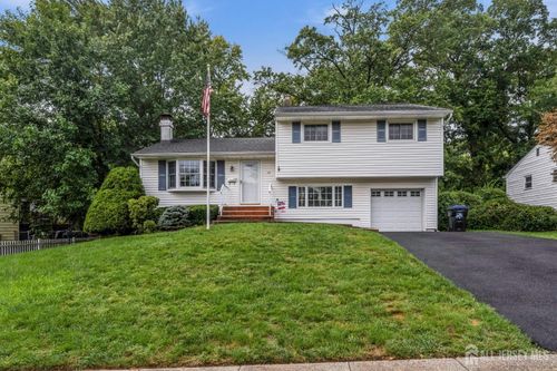 26 Bradford Rd, East Brunswick, NJ, 08816-4307 | Card Image