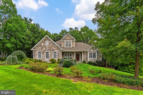 3562 Southampton Dr, JEFFERSONTON, VA, 22724-1749 | Card Image