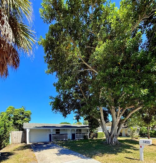 1455 Ne Silver Maple Way, Jensen Beach, FL, 34957-4858 | Card Image