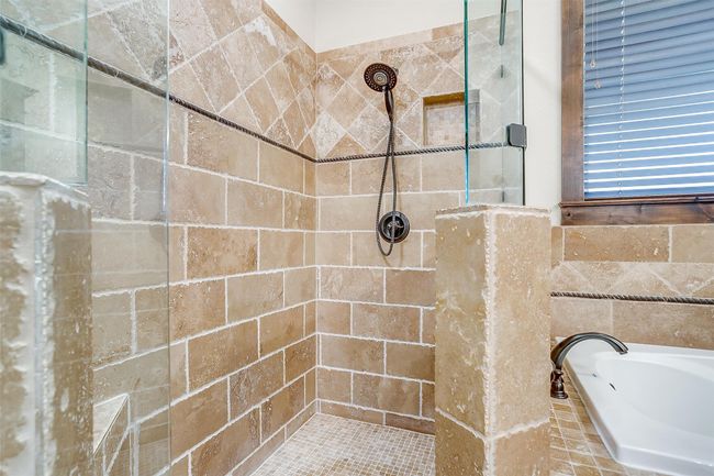1023 Winding Creek Dr, House other with 2 bedrooms, 3 bathrooms and null parking in Kennedale TX | Image 13