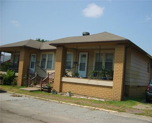210 W 5th St, Pittsburg, KS, 66762-3803 | Card Image