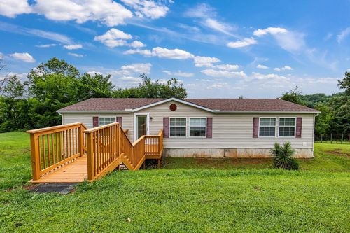 802 Holbert Ln, Kodak, TN, 37764-1613 | Card Image