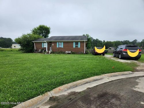 300 Morningside Dr, Vanceboro, NC, 28586-7994 | Card Image