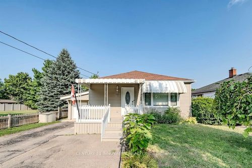 70 St Clair Ave, Kitchener, ON, N2M3Z4 | Card Image