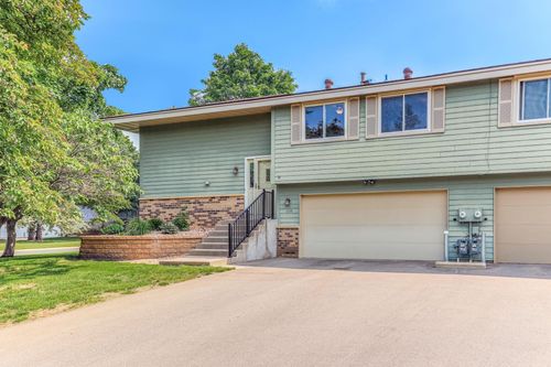 11145 Vessey Ave S, Bloomington, MN, 55437-3171 | Card Image