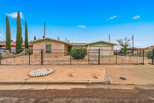 10174 Bon Aire Drive, El Paso, TX, 79924 | Card Image