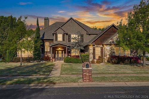 7704 2nd St, Broken Arrow, OK, 74011-3512 | Card Image