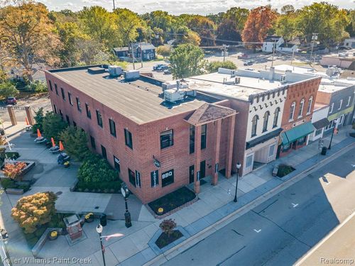 107 S Main St, Almont, MI, 48003-1067 | Card Image