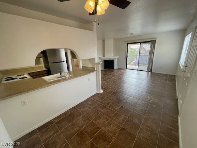 UNIT-970 - 601 Cabrillo Cir, Condo with 2 bedrooms, 2 bathrooms and null parking in Henderson NV | Image 5