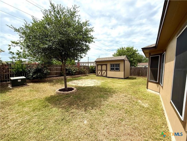 213 Summerside Ave, House other with 3 bedrooms, 2 bathrooms and null parking in Lockhart TX | Image 10