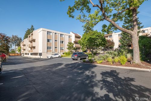 111-400 Ortega Ave, Mountain View, CA, 94040-1577 | Card Image